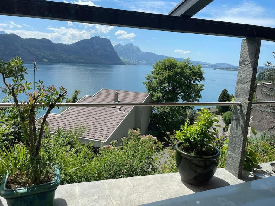 Villa Bootsmann Mit Spektakulaerer Seesicht Nahe Badestrand Vitznau Exterior foto